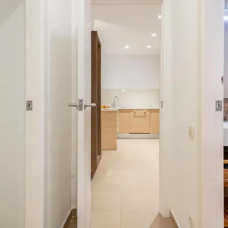 Apartamento Cozy In With House Sea View Banići